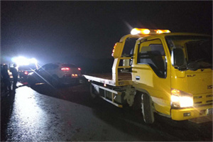 托克逊24小时车辆搭电联系电话