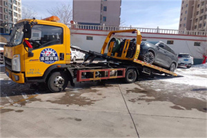 托克逊救援拖车费用怎么算